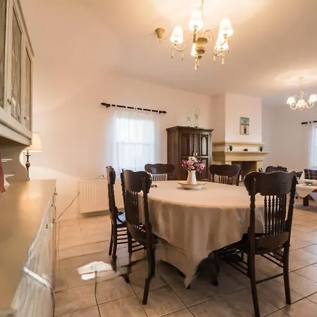 Kytherian Harmony - Cove Apartment