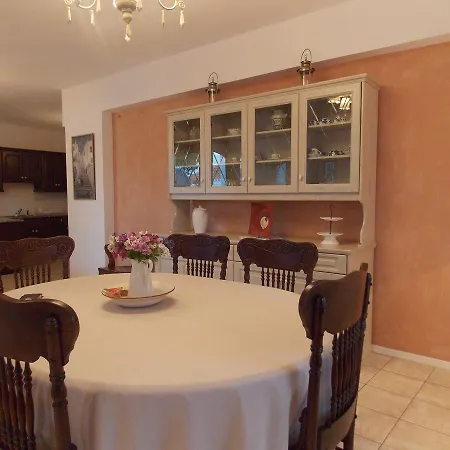 Luxury House Apartment