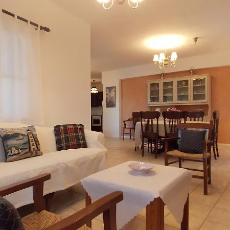 Kytherian Harmony - Cove Apartment Avlemonas